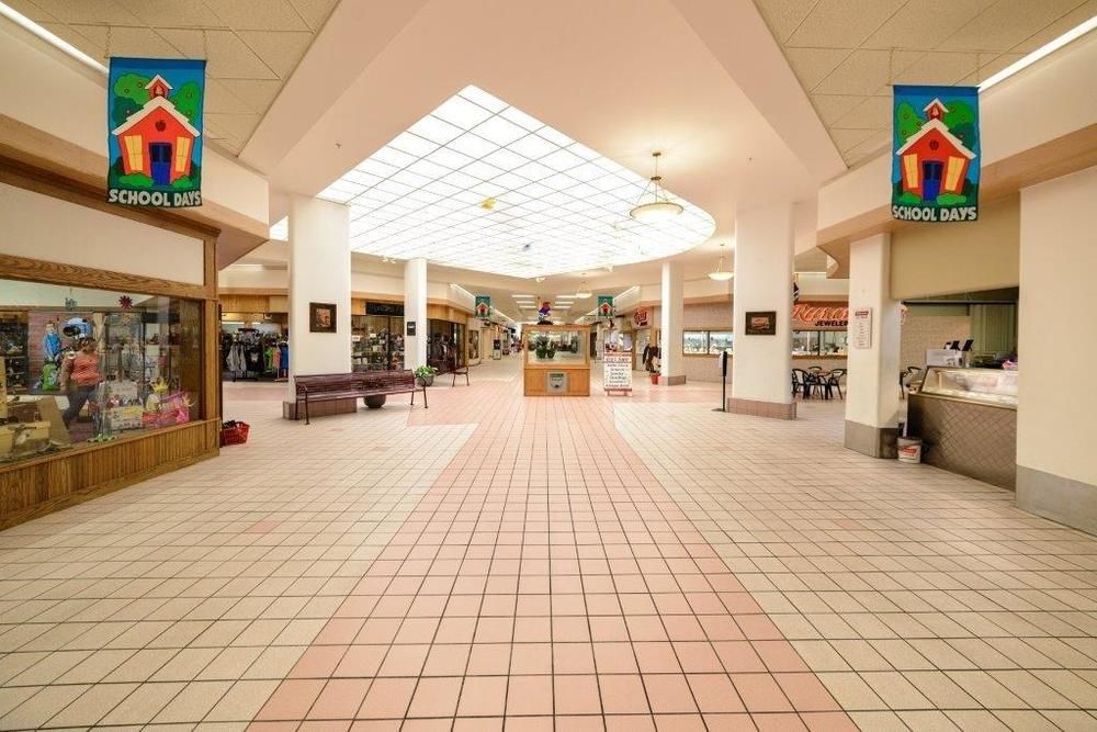 Butte Plaza Mall: 3100 Harrison Ave, Butte, MT 59701